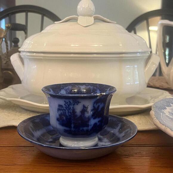 Antique‎ Temple Blue Flow Ironstone Cup And Saucer handleless Aged 1800s - Picture 3 of 9